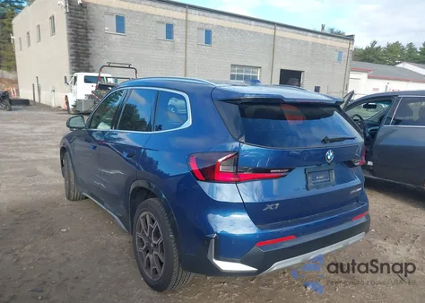 2025 BMW X1 xDrive28I из США, поврежденный, VIN WBX73EF03S5137193